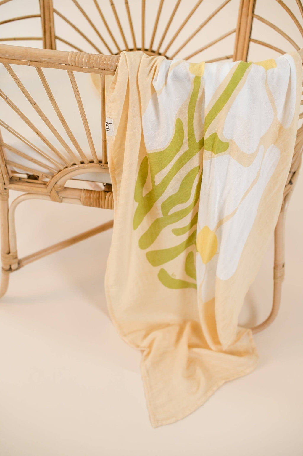 Kiin Baby Organic Muslin Swaddle - Fleur Warm Oat (Limited Edition)
