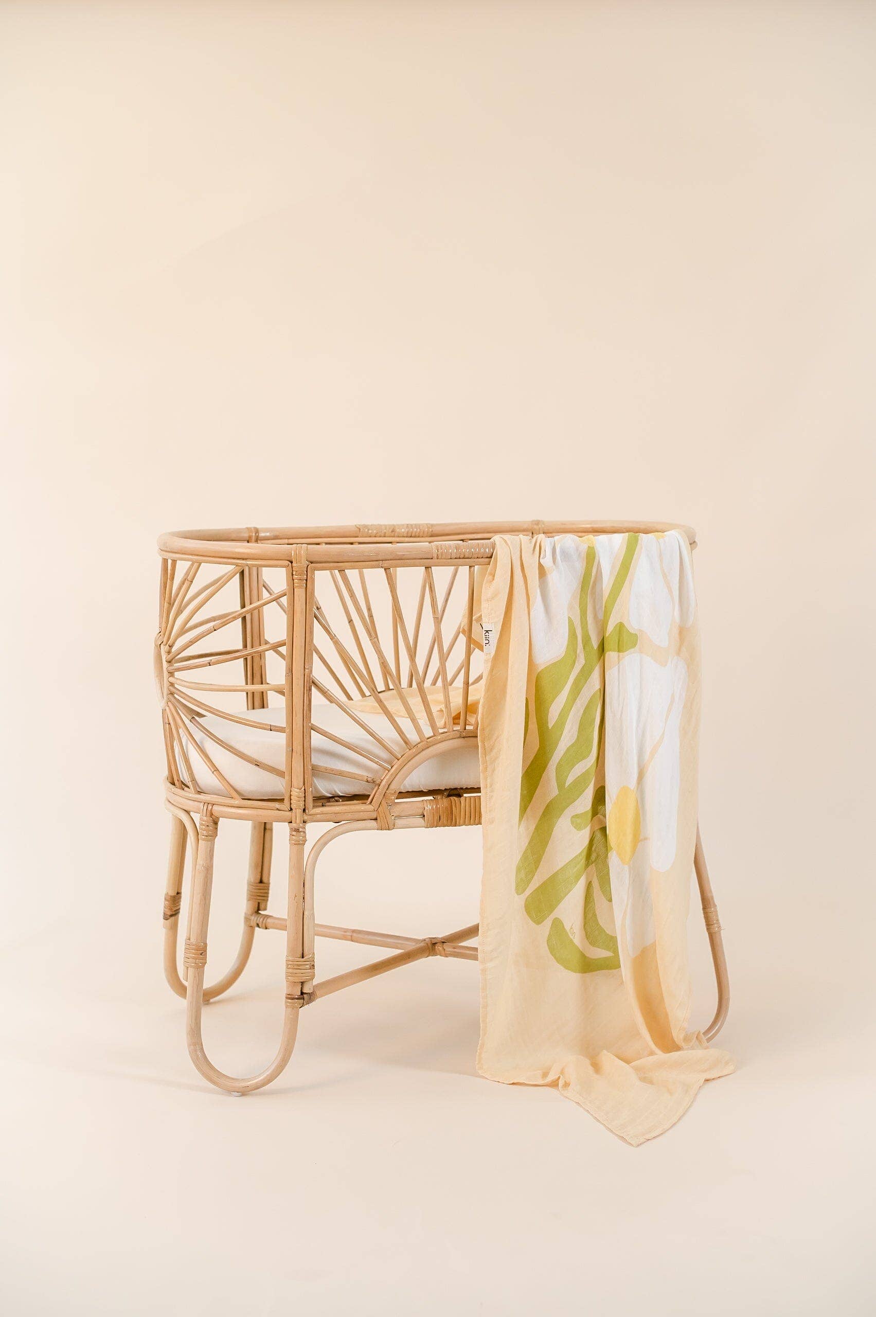 Kiin Baby Organic Muslin Swaddle - Fleur Warm Oat (Limited Edition)